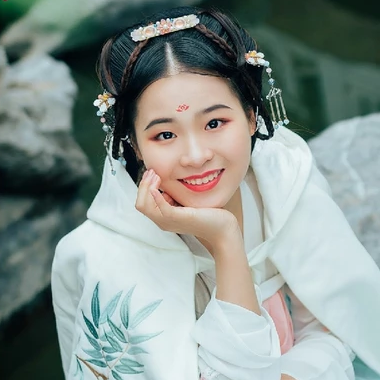 超萌可愛(ài)帶團(tuán)扇女生頭像，唯美古風(fēng)真人頭像