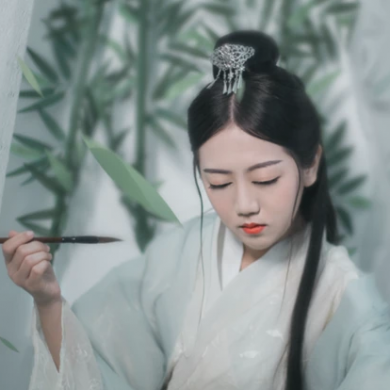 文藝清新碧春女生頭像，唯美古風真人頭像