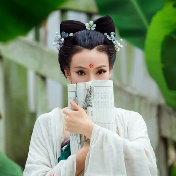 文藝可愛(ài)清新女生頭像，唯美古風(fēng)真人頭像