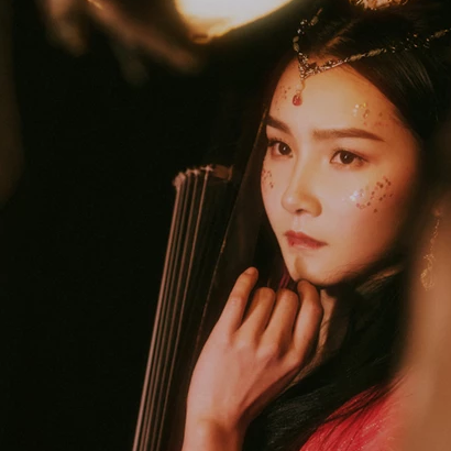 紅衣裳女生頭像，唯美古風(fēng)真人頭像
