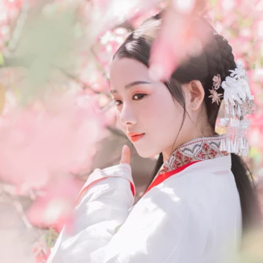 超仙粉色女生頭像，唯美古風(fēng)真人頭像