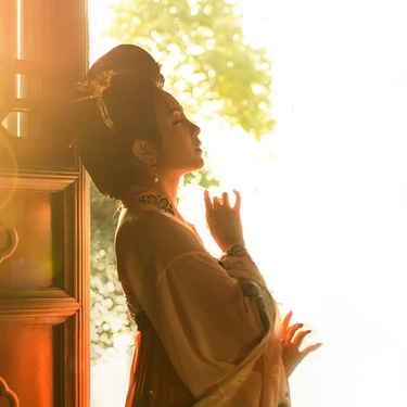 大唐盛世氣象女生頭像，唯美古風真人頭像