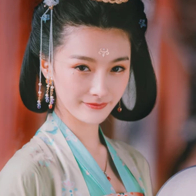 優雅持傘女生頭像，唯美古風真人頭像