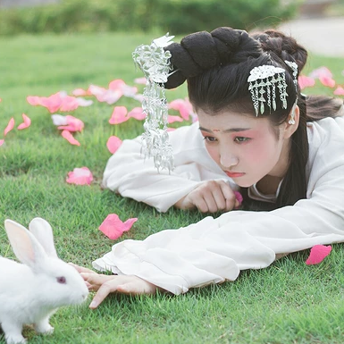 清新迷人帶寵物女生頭像，唯美古風真人頭像