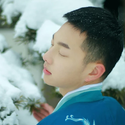 雪地禪意男生頭像，唯美古風(fēng)真人頭像
