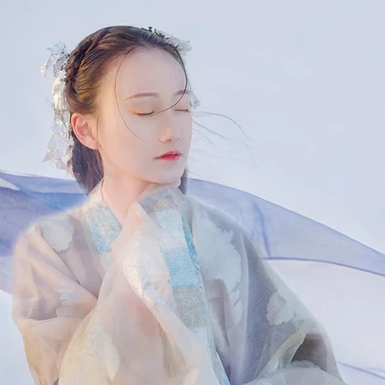 翩翩起舞帶傘女生頭像，唯美古風(fēng)真人頭像