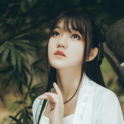 清新雅潔文藝女生頭像，唯美古風真人頭像