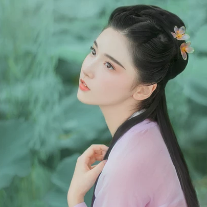柳下紫衣帶傘頭像，唯美古風(fēng)真人頭像