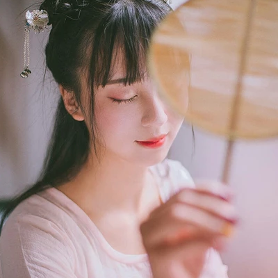 清新文藝女生頭像，唯美古風真人頭像