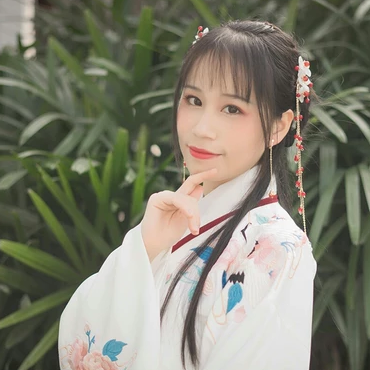 清新可愛漢服女生頭像，唯美古風真人頭像