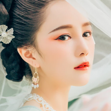 白衣仙子女生頭像，唯美古風真人頭像