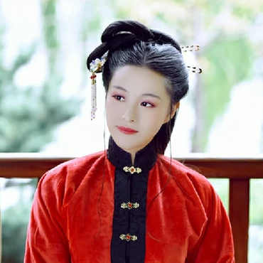 紅衣華服女生頭像，唯美古風真人頭像