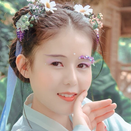 清新可愛美人妝女生頭像，唯美古風真人頭像