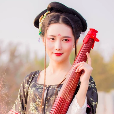 粉黛帶紅傘女生頭像，唯美古風(fēng)真人頭像
