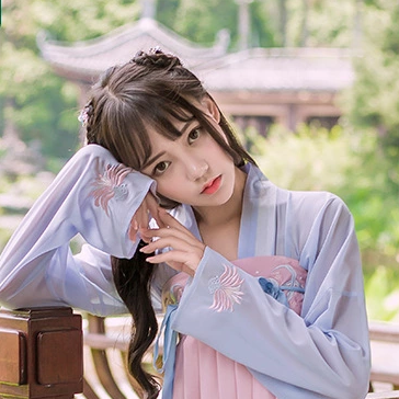 粉嫩小清新女生頭像，唯美古風真人頭像