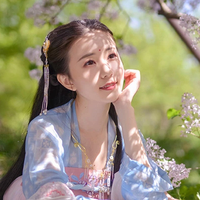小清新帶團(tuán)扇女生頭像，唯美古風(fēng)真人頭像