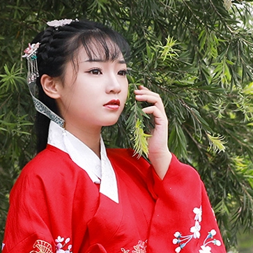 鮮艷紅衣女生頭像，唯美古風真人頭像