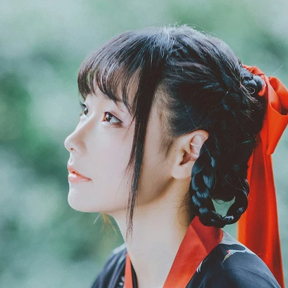 俏皮可愛漢服女子頭像，唯美古風真人頭像