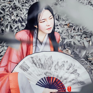 冰雪柔情少女頭像，唯美古風真人頭像