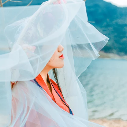 花樣紅衣女子頭像，唯美古風真人頭像