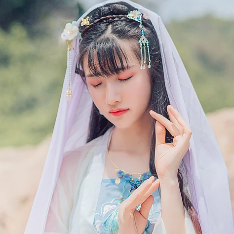 飄逸帶團扇小清新頭像，唯美古風女子真人頭像