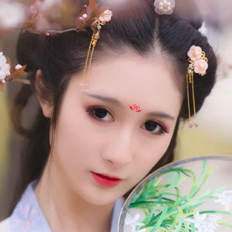 粉色小清新帶團扇頭像，唯美古風女子真人頭像