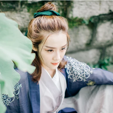 竹林山寺閨蜜古風頭像，唯美古風女子真人頭像