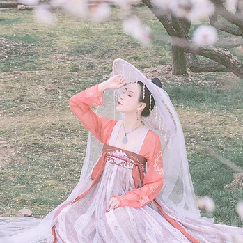 妖嬈女生頭像，唯美古風真人頭像
