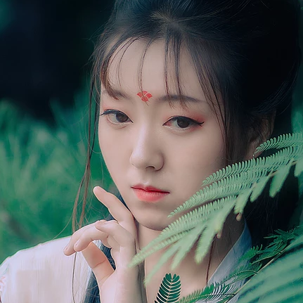 唯美漢服女生頭像，古風真人女子頭像