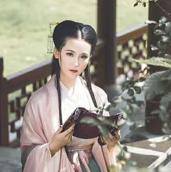 漢服女生頭像，古風真人女子頭像