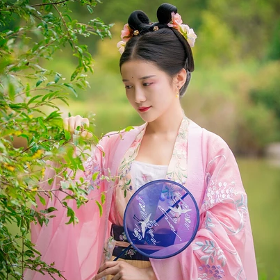 美人來此時尚典雅，唯美古風真人頭像