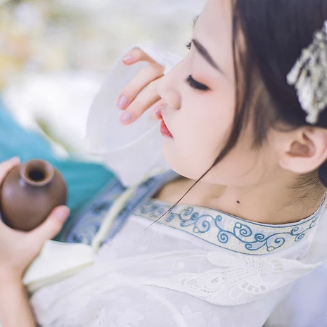 夢中鏡時尚典雅，唯美古風真人頭像