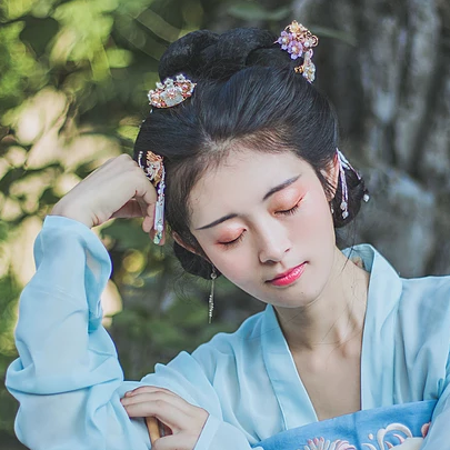 中國風清風唯美古風女生真人頭像