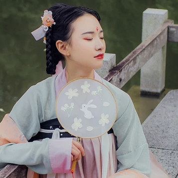 小清新唯美可愛頭像，中國風古風真人女子頭像