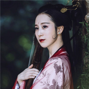 庭院深深思幾許古風女子頭像，古風真人頭像