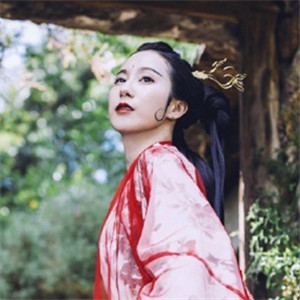 庭院深深思幾許古風女子頭像，古風真人頭像