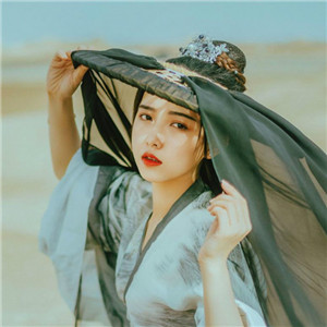 大漠孤煙古風女子真人頭像，唯美女生qq頭像