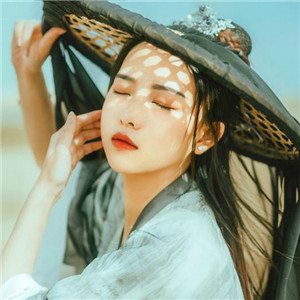 大漠孤煙古風女子真人頭像，唯美女生qq頭像