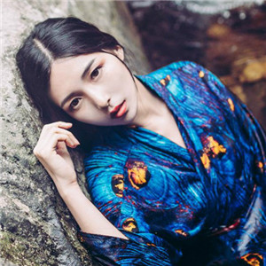 林間溪水靈氣女子頭像，唯美古風頭像真人