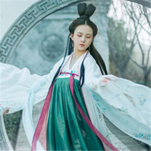 竹青風(fēng)悠女子清雅古風(fēng)頭像，唯美女生真人頭像
