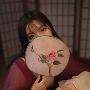 慵懶美人女子古風頭像，如夢似醒唯美真人頭像