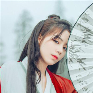 江湖俠風女子古風頭像，灑脫自在真人qq頭像