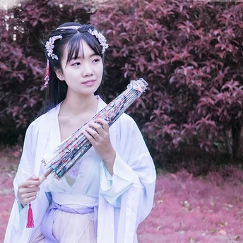 粉紫小清新帶團扇傘頭像，唯美古風真人頭像