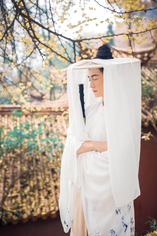 古風漢服攝影：面若冠玉，劍眉星目